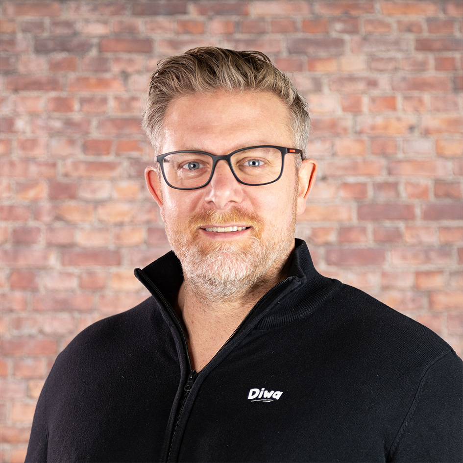 Claus – Dinio Expert